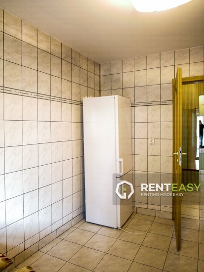 Apartament cu 3 camere de inchiriat in zona Garii
