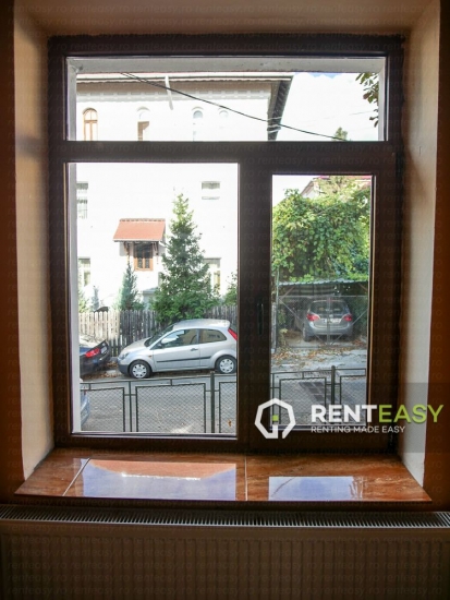 Apartament cu 3 camere de inchiriat in Copou