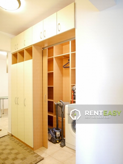 Apartament cu 3 camere de inchiriat situat pe Bulevardul Independentei 
