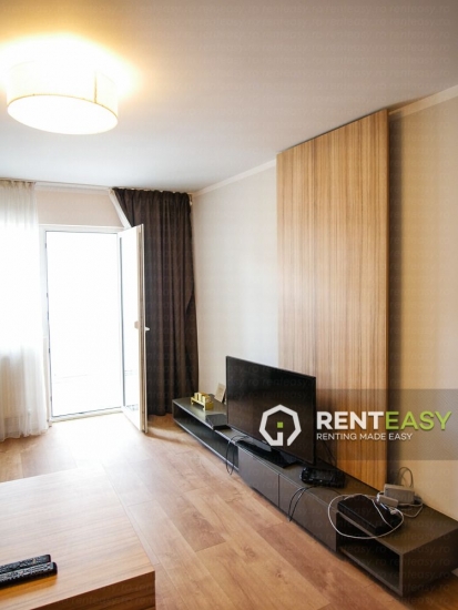 Apartament cu 3 camere de inchiriat in Centru - zona Palas