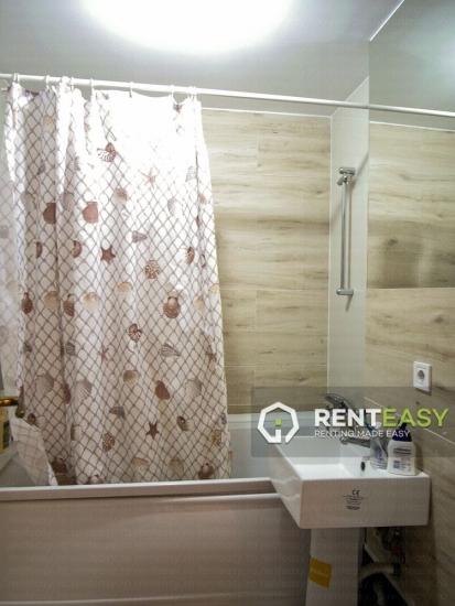Apartament cu 3 camere de inchiriat in Centru - zona Palas