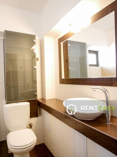 Apartament cu 3 camere de inchiriat in Centru -UMF