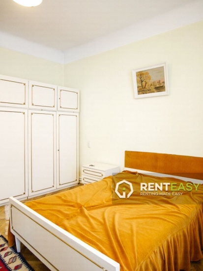 Apartament spatios cu 2 camere de inchiriat in zona Centrala