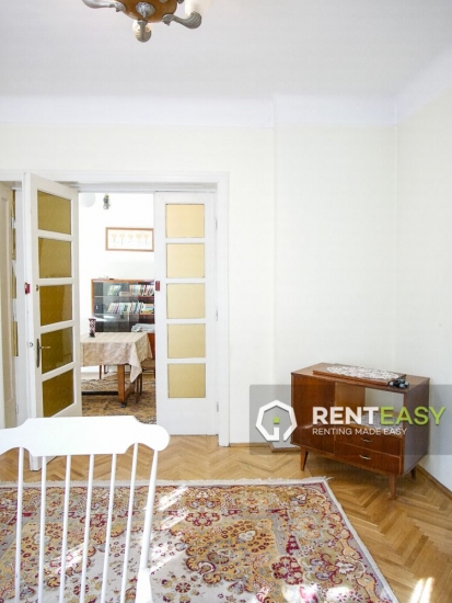 Apartament spatios cu 2 camere de inchiriat in zona Centrala