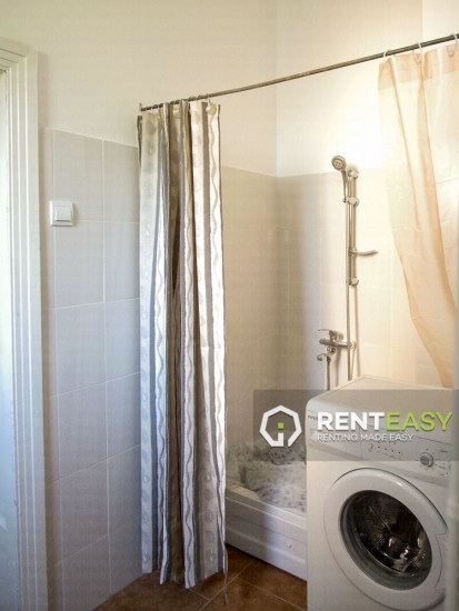 Apartament spatios cu 2 camere de inchiriat in zona Centrala
