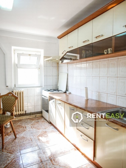 Apartament cu 2 camere de inchiriat situat in zona Arcu