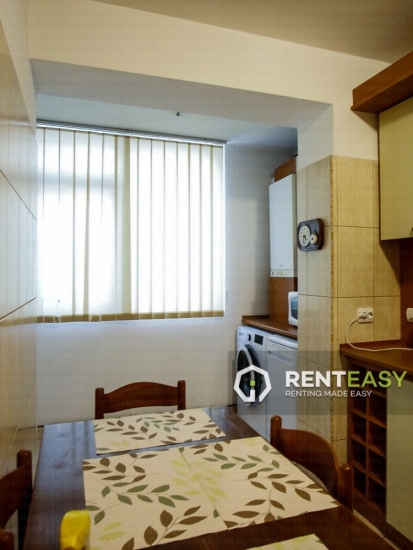 Apartament cu 3 camere de inchiriat Hala Centrala