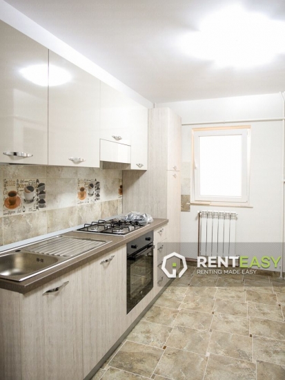 Prima inchiriere! Apartament cu 3 camere de inchiriat situat in zona Podul de Fier