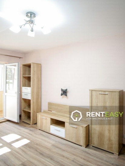 Prima inchiriere! Apartament cu 3 camere de inchiriat situat in zona Podul de Fier