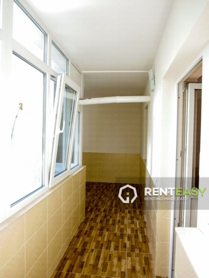 Prima inchiriere! Apartament cu 3 camere de inchiriat situat in zona Podul de Fier