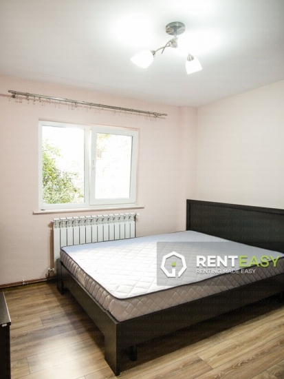 Prima inchiriere! Apartament cu 3 camere de inchiriat situat in zona Podul de Fier