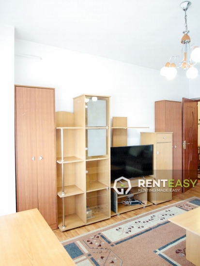 Apartament cu 3 camere de inchiriat situat in zona Moldova Mall