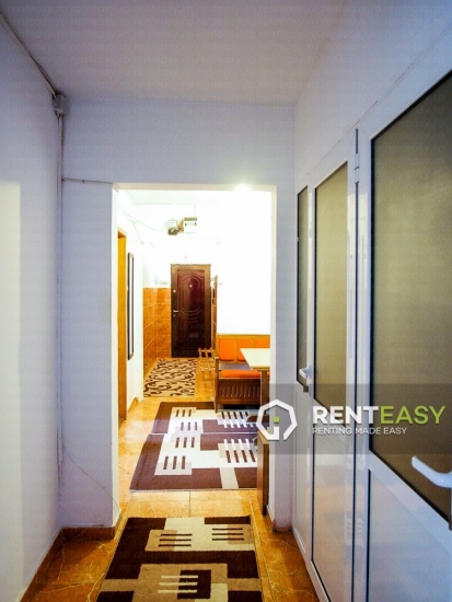 Apartament cu 3 camere de inchiriat situat in zona Moldova Mall