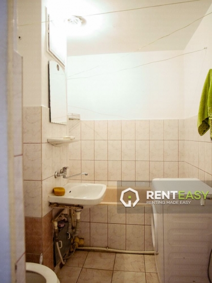 Apartament cu 2 camere de inchiriat situat in zona Gara - Arcu