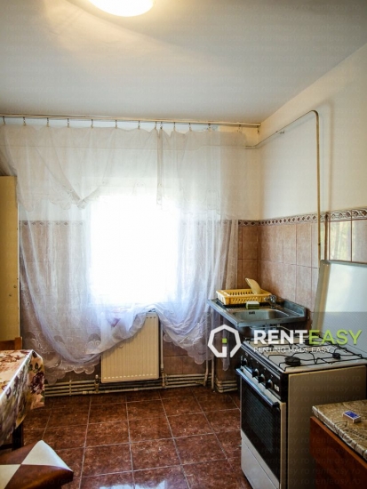 Apartament cu 2 camere de inchiriat situat in zona Gara - Arcu