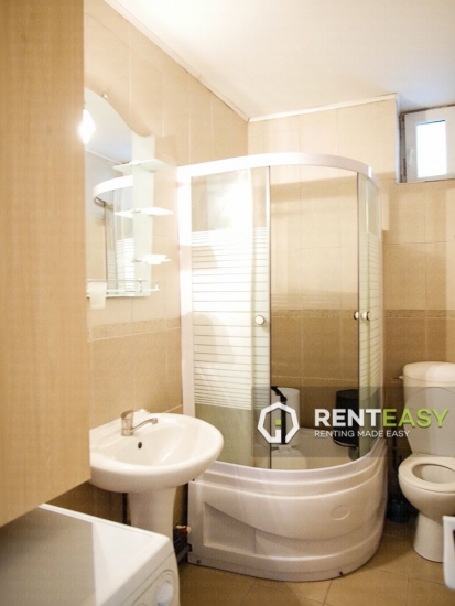 Apartament cu 2 camere de inchiriat in zona UMF