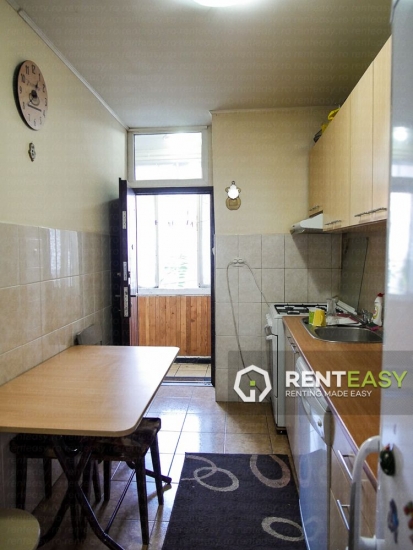 Apartament cu 2 camere de inchiriat in zona UMF