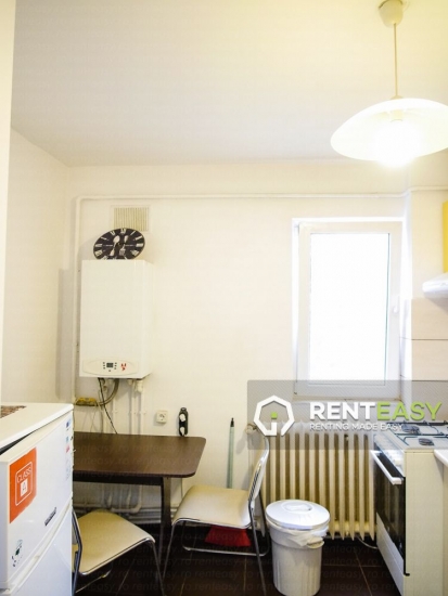 Apartament cu 2 camere decomandat situat in Podu Ros