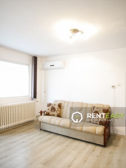 Apartament cu 2 camere decomandat situat in Podu Ros