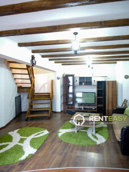 Vila cu 3 camere de inchiriat in zona Sararie