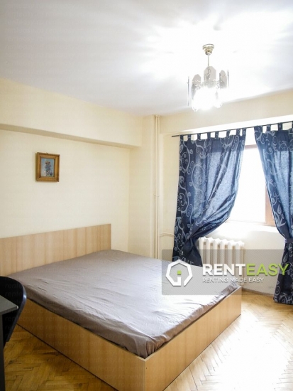 Apartament cu 4 camere de inchiriat pe Bulevardul Independentei