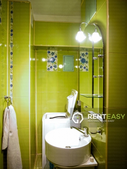 Apartament cu 4 camere de inchiriat pe Bulevardul Independentei