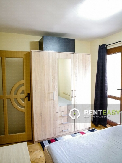 Apartament cu 4 camere de inchiriat pe Bulevardul Independentei