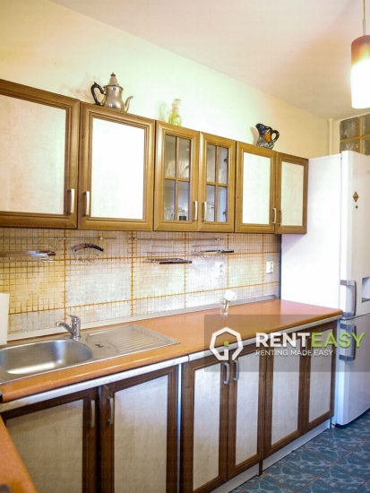 Apartament cu 4 camere de inchiriat pe Bulevardul Independentei