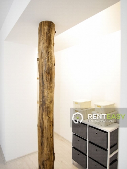 Casa cu 2 camere de inchiriat in zona Sararie