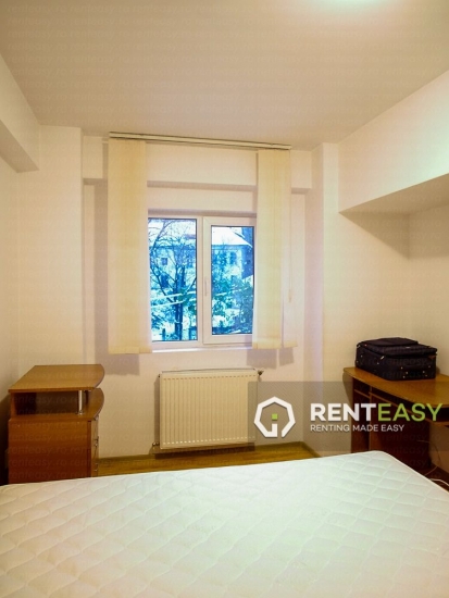 Apartament cu 2 camere de inchiriat in Podul de Fier