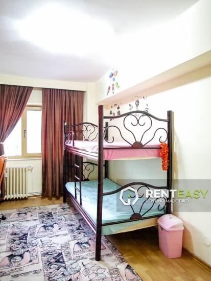 Apartament cu 3 camere de inchiriat in Centru - Bld. Stefan cel Mare