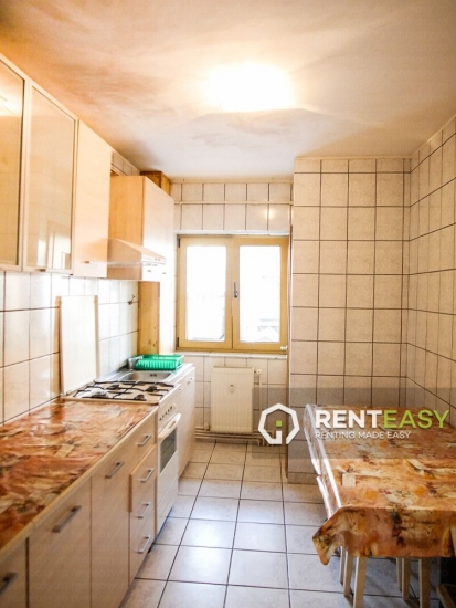 Apartament cu 3 camere de inchiriat in Centru - Bld. Stefan cel Mare