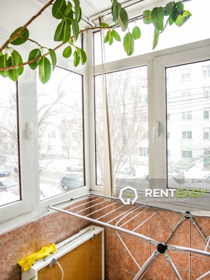 De Inchiriat! Apartament cu 2 camere in Podul de Fier