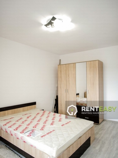 De Inchiriat! Apartament cu 3 camere pe Bulevardul Independentei