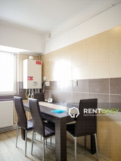 De Inchiriat! Apartament cu 3 camere pe Bulevardul Independentei