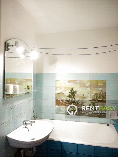 De inchiriat! Apartament cu 2 camere in zona Pod de Fier