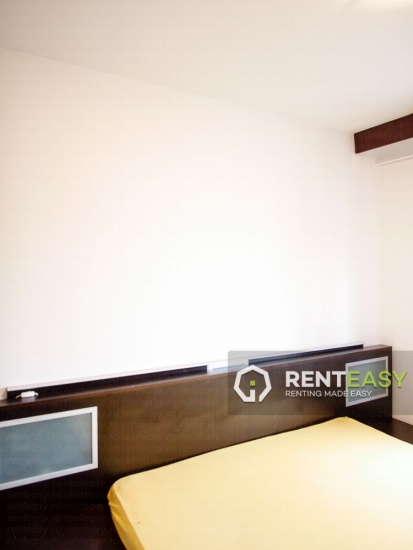 Apartament cu 2 camere de inchiriat in zona Podul de Fier