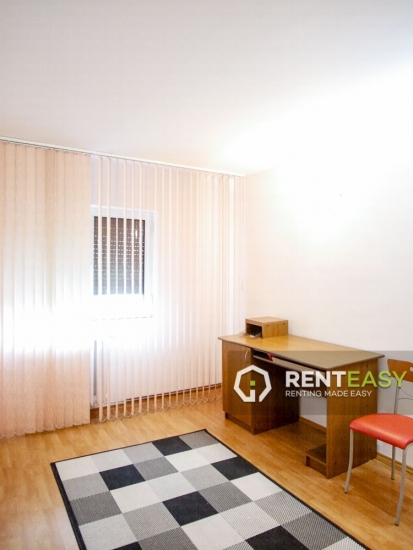 Apartament cu 2 camere de inchiriat in zona Podul de Fier