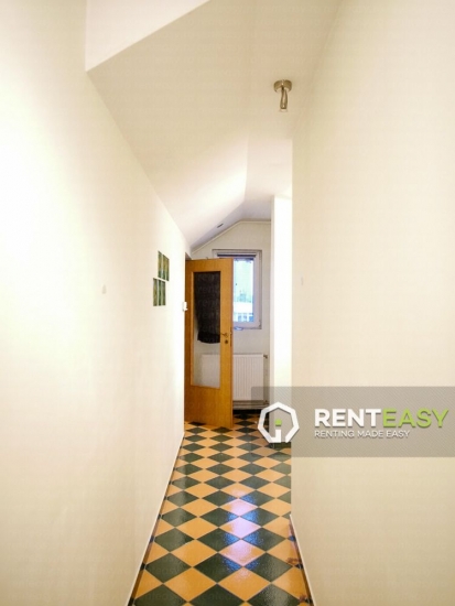 Apartament spatios cu 3 camere de inchiriat in zona Hala Centrala