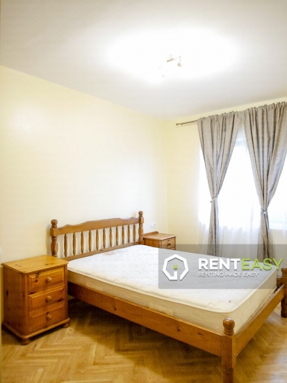 Apartament cu 4 camere de inchiriat in zona Targu Cucu