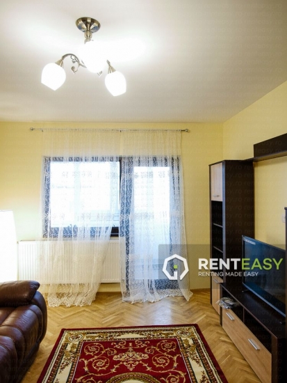 Apartament cu 4 camere de inchiriat in zona Targu Cucu