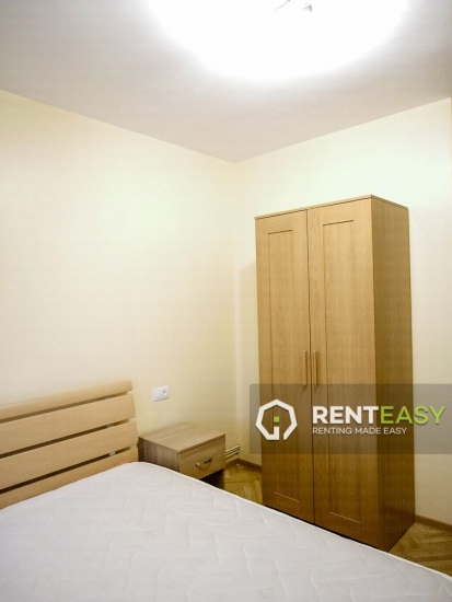 Apartament cu 4 camere de inchiriat in zona Targu Cucu