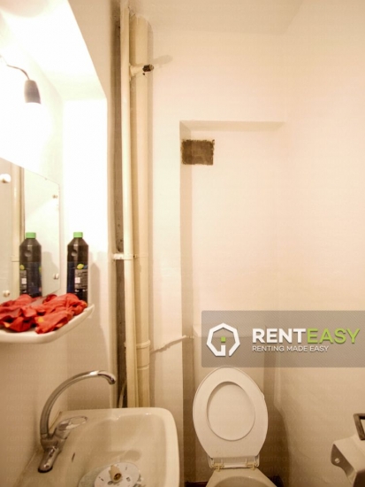 Apartament cu 3 camere de inchiriat in zona Centrala - Targu Cucu