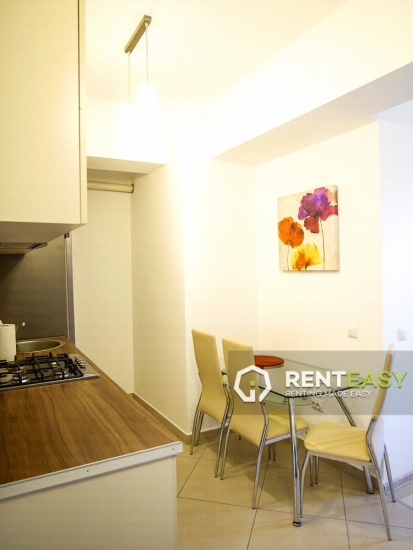 Apartament cu 3 camere de inchiriat in bloc nou - Palas