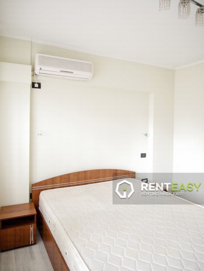 Apartament cu 3 camere de inchiriat in zona Centrala- Moldova Mall