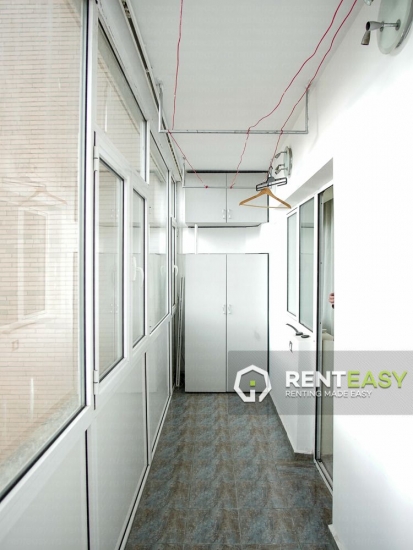 Apartament cu 3 camere de inchiriat in zona Centrala- Moldova Mall