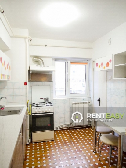De inchiriat! Apartament cu 3 camere pe Bld. Stefan cel Mare