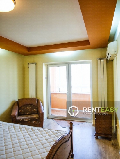 Apartament cu 3 camere de inchiriat in Centru - zona Palas