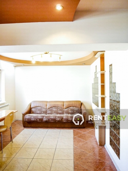 Apartament cu 3 camere de inchiriat in Centru - zona Palas