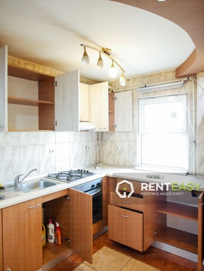 Apartament cu 3 camere de inchiriat in Centru - zona Palas
